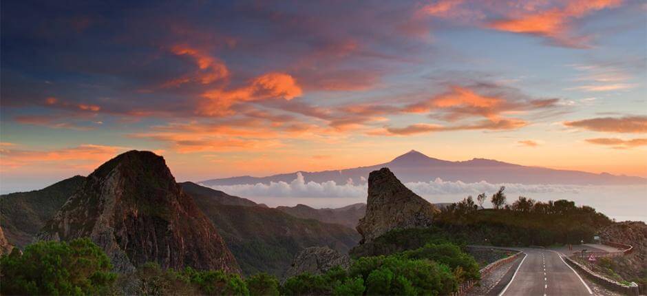 Ruta en coche por el nordeste de La Gomera + rutas en coche en Lanzarote