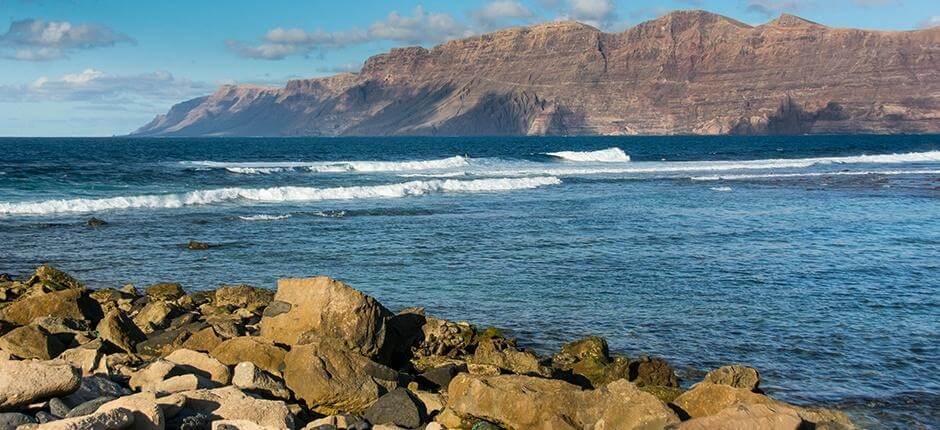 Surfear la izquierda de San Juan Spots de surf en Lanzarote