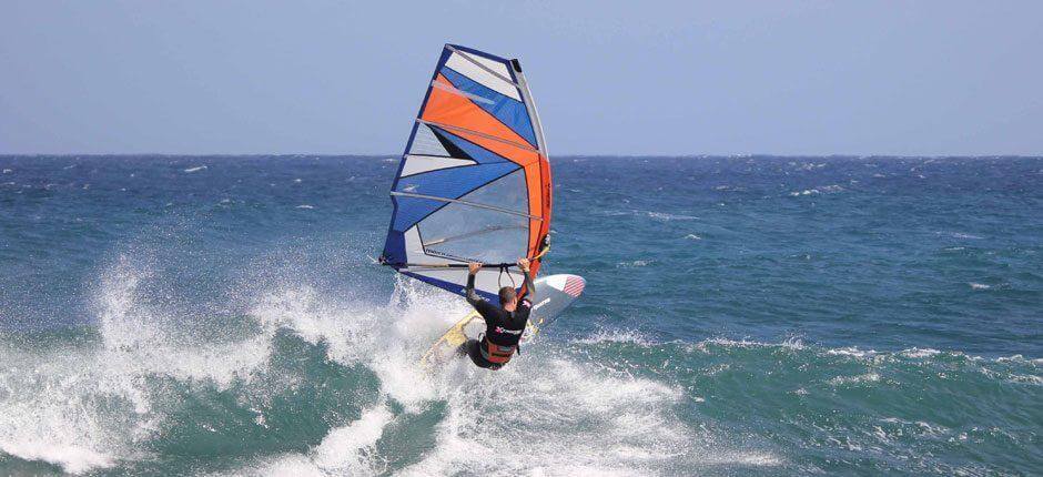 Windsurf en Jameos del Agua Spots de windsurf de Lanzarote
