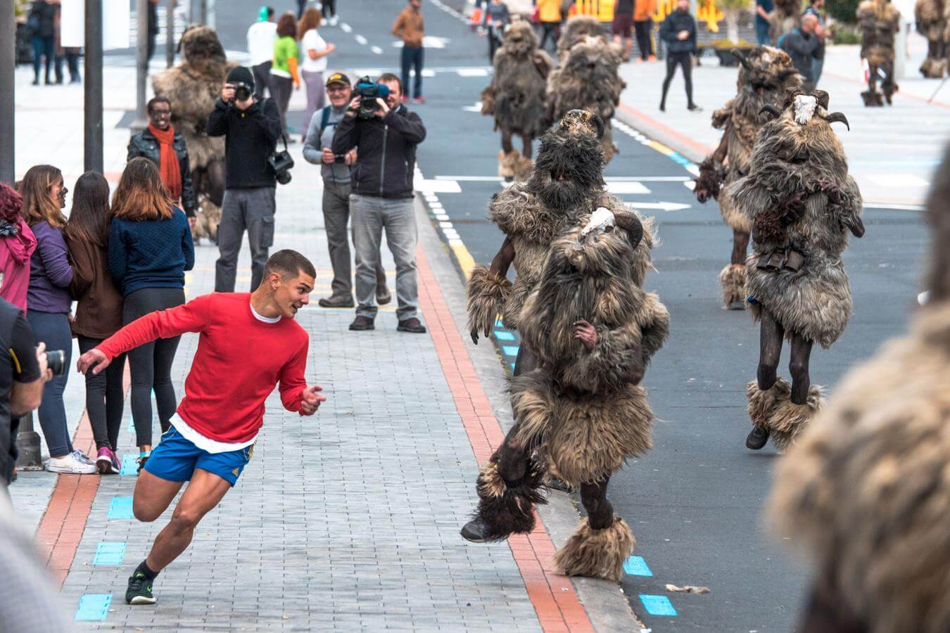 Folklore 13017 El Hierro Caneros Tigaday